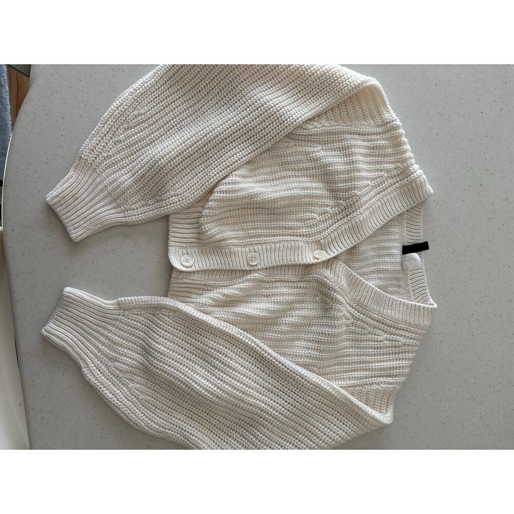 H&M Women’s Cream Cropped Cardigan Chunky Knit Button Front Sweater Cottagecore - Picture 4 of 8